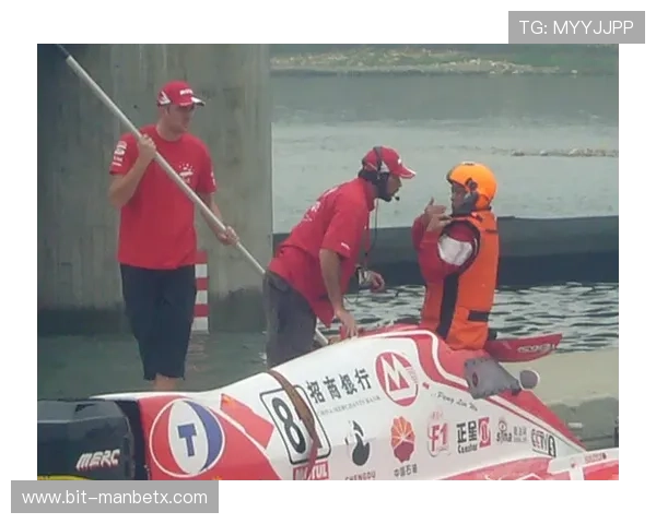 F1天空体育在线直播带你实时掌握最新比赛动态与精彩瞬间